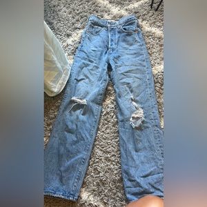 Levi ripped rib cage straight ankle Jean